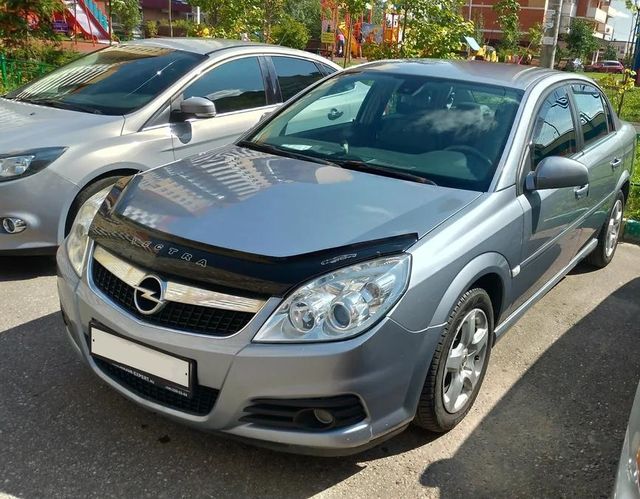 Дефлектор Vip-Tuning для капота (длинный) Opel Vectra C хэтчбек 2005-2008. Артикул OP22