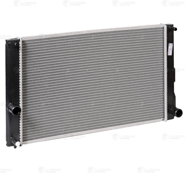 Радиатор охлаждения двигателя Luzar для Lexus CT I 2010-2018. Артикул LRc 1979