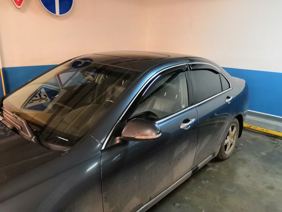 Дефлекторы Cobra Tuning для окон (c хром. молдингом) Honda Accord VII седан 2003-2007. Артикул H10103CR