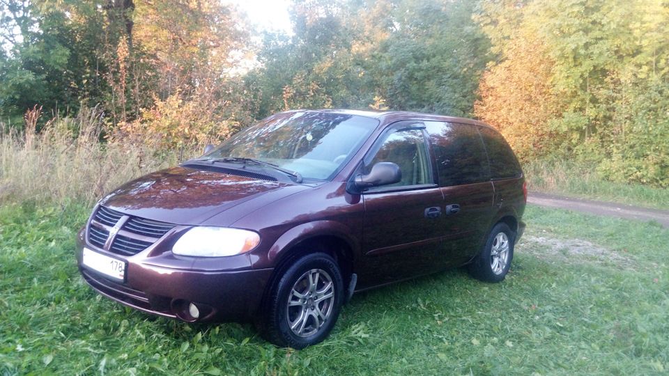 Дефлекторы Cobra Tuning для окон Chrysler Voyager III, IV 1995-2008. Артикул C50495