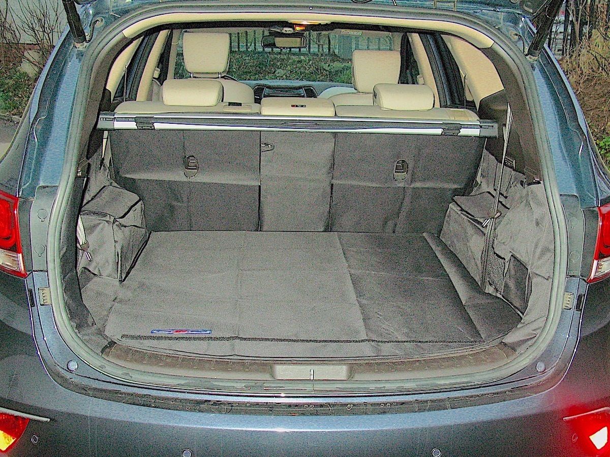 Защитный чехол AUTOSMSTUDIO "Maxi" в багажник автомобиля для Hyundai Grand Santa Fe (7 мест) 2013-2018, серый. Артикул TP-H5SAFEGR-MAXI-GR