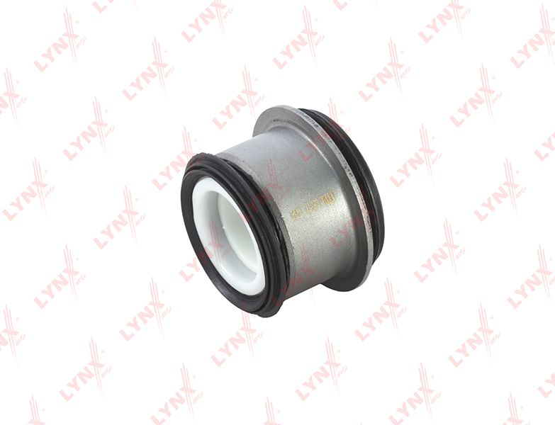 Сайлентблок переднего рычага подвески LYNXauto. Артикул C9317