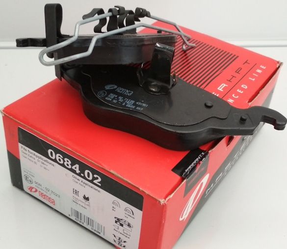 Тормозные колодки Remsa. Артикул 0684.02