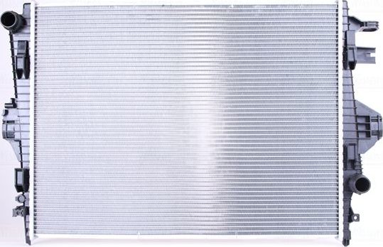 Радиатор охлаждения двигателя Nissens для Porsche Cayenne II (958) 2010-2014. Артикул 65297