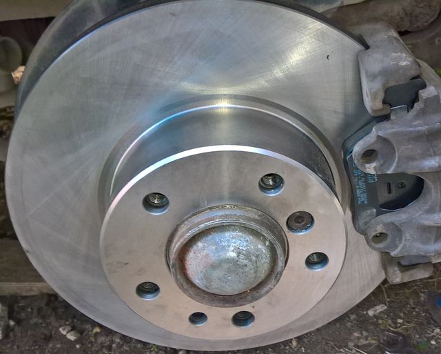 Тормозной диск Remsa передний для BMW 5 III (E34) 1987-1996. Артикул 6348.10