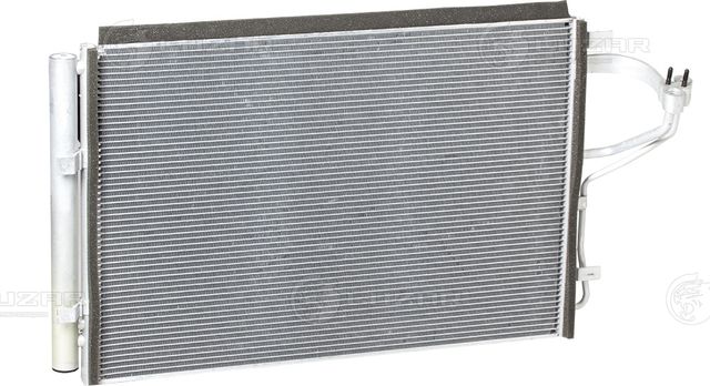 Радиатор кондиционера (конденсатор) Luzar для Kia Ceed II 2012-2018. Артикул LRAC 08X0