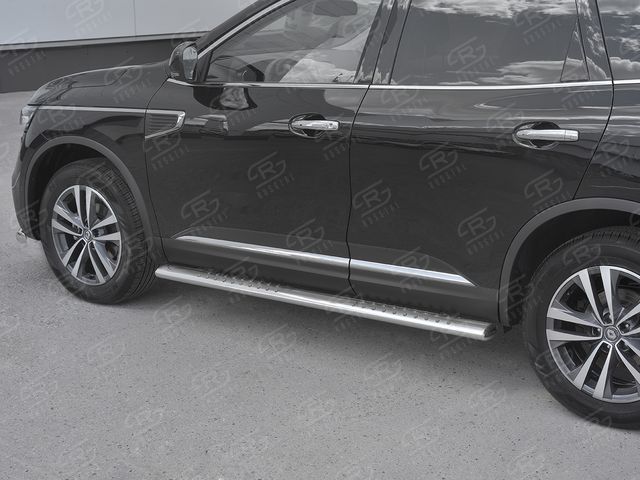 Защита порогов RusStal труба 120х60 овал с проступью для Renault Koleos II 2016-2026. Артикул RKO-002973