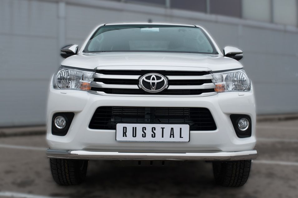 Защита RusStal переднего бампера d76 (секции) для Toyota Hilux VIII 2015-2020. Артикул THZ-002146