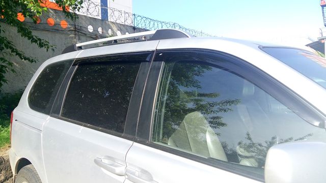 Дефлекторы Cobra Tuning для окон Kia Carnival I 1998-2006. Артикул K14502