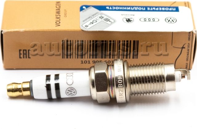 Свеча зажигания VAG для Skoda Rapid I 2012-2015. Артикул 101905601B