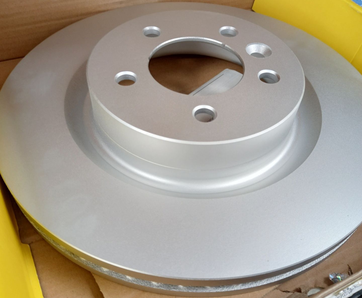 Тормозной диск Textar Pro. Артикул 92134603