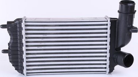 Интеркулер Nissens. Артикул 96889