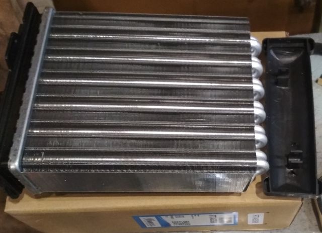 Радиатор отопителя (печки) AVA для Renault Logan I 2004-2015. Артикул RTA6398