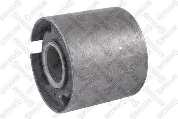 Сайлентблок переднего рычага подвески Stellox. Артикул 77-01636-SX