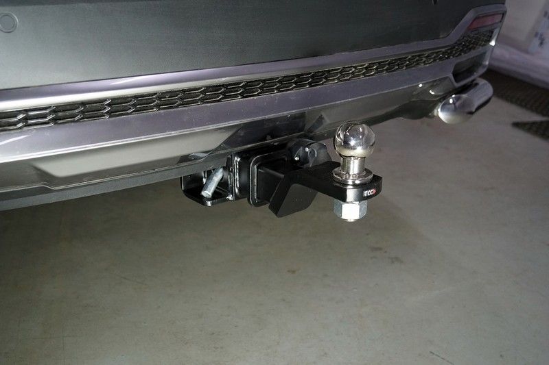 Фаркоп ТСС оцинкованный под американский квадрат для Kia Sorento IV 2020-2026  (нерж. шар). Артикул TCU00163N