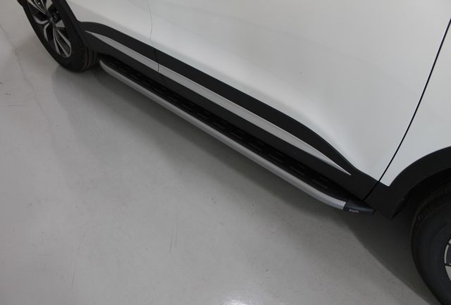 Пороги алюминиевые ТСС с пластиковой накладкой 1720 мм для Chery Tiggo 7 Pro 2020-2026 Карбон серебро. Артикул CHERTIG7P20-31SL