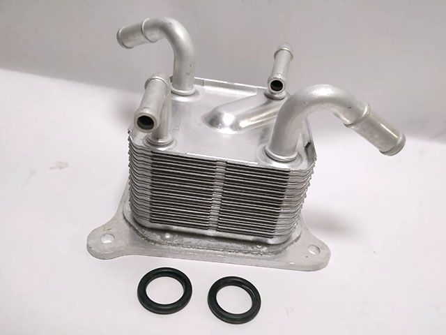 Радиатор масляный (маслоохладитель) для двигателя Nissan. Артикул 216063JX2C