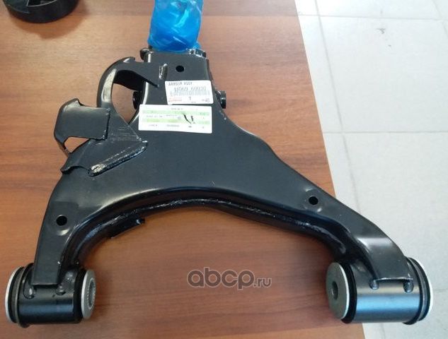 Рычаг передней подвески Toyota для Toyota Sequoia II 2007-2026. Артикул 4806960030