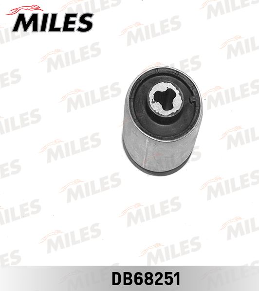 Сайлентблок переднего рычага подвески Miles (резина/металл). Артикул DB68251