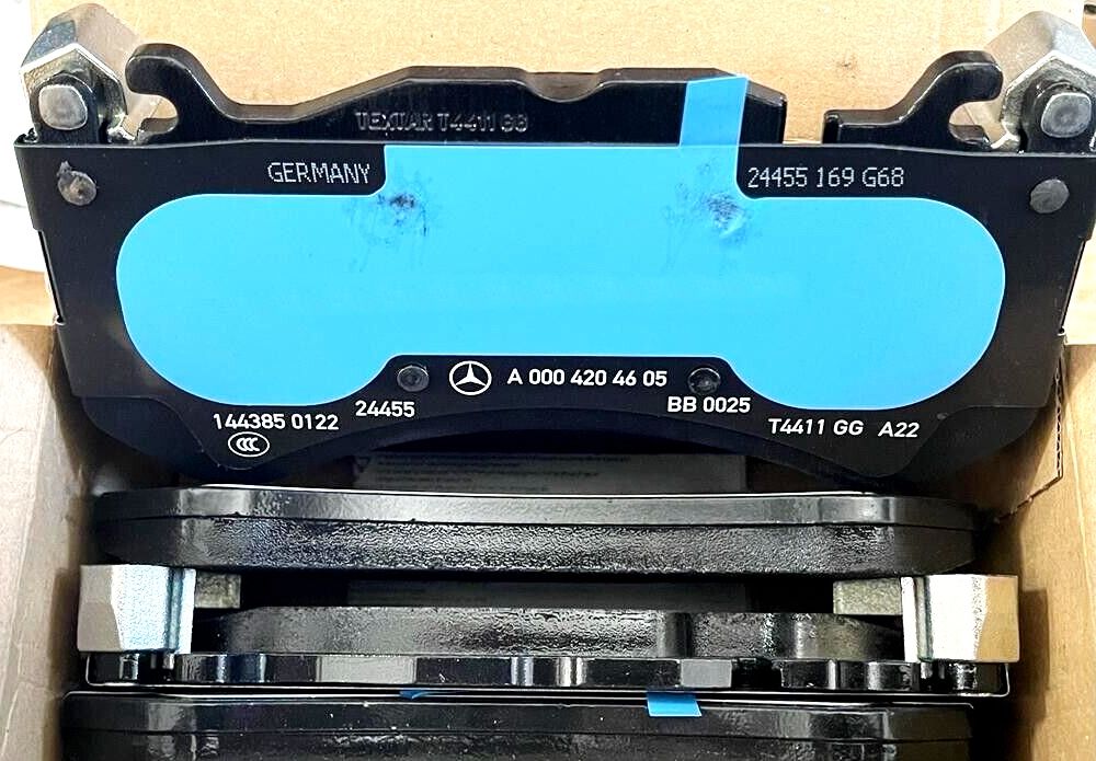 Scheibenbremsbelag Mercedes-Benz. Артикул A0004206604