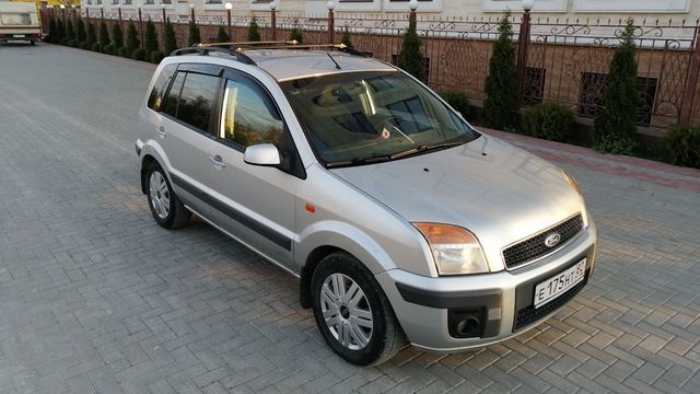 Дефлекторы Cobra Tuning для окон Ford Fusion I 2002-2012. Артикул F30902