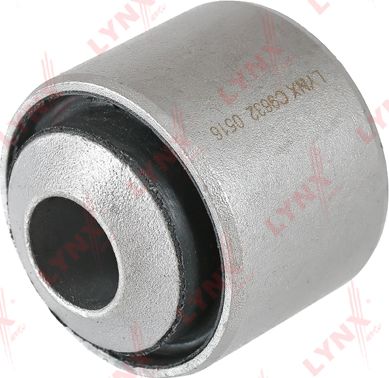 Сайлентблок заднего рычага подвески LYNXauto. Артикул C9632