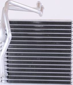 Испаритель кондиционера Nissens (алюминий). Артикул 92205