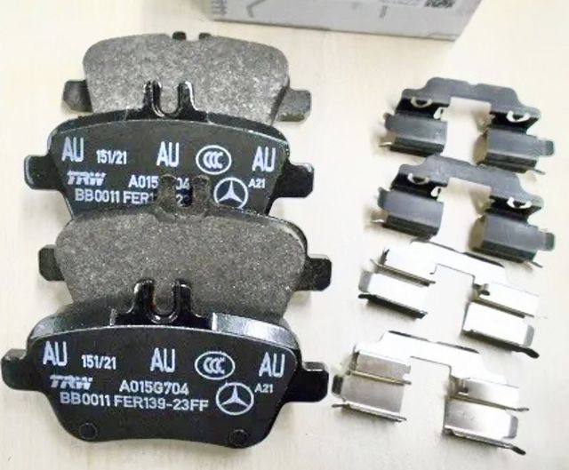 Тормозные колодки Mercedes-Benz. Артикул A0004200705