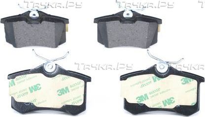 Тормозные колодки Bosch (Low-Metallic) задние для Renault Wind 2010-2014. Артикул 0 986 466 683