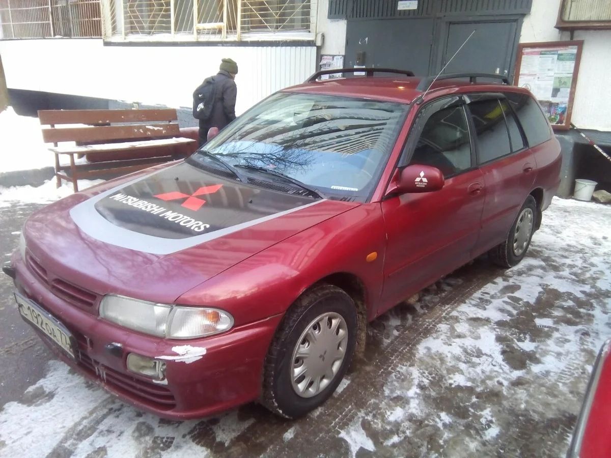 Дефлекторы Cobra Tuning для окон Mitsubishi Lancer универсал 1991-2000. Артикул M44191