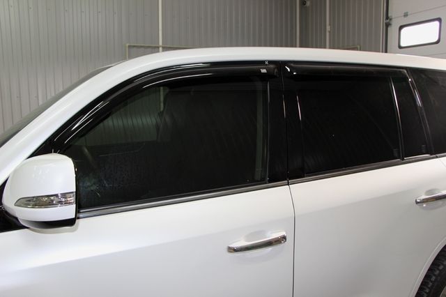 Дефлекторы SIM для окон Toyota Land Cruiser 200 рестайлинг 2015-2021. Артикул STOLCR0732