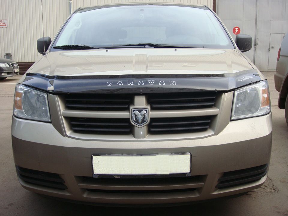 Дефлектор Vip-Tuning для капота Dodge Caravan V 2007-2010. Артикул DD08