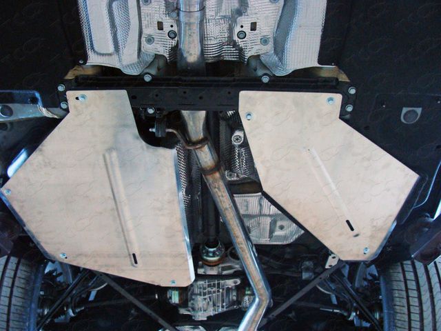 Защита алюминиевая ТСС (4 мм) для бака Audi Q7 II (4M) (с подруливающей подвеской) 2015-2026. Артикул ZKTCC00170