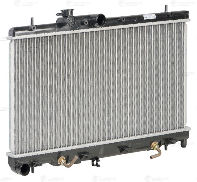 Радиатор охлаждения двигателя Luzar для Subaru Outback II 2000-2003. Артикул LRc 2221