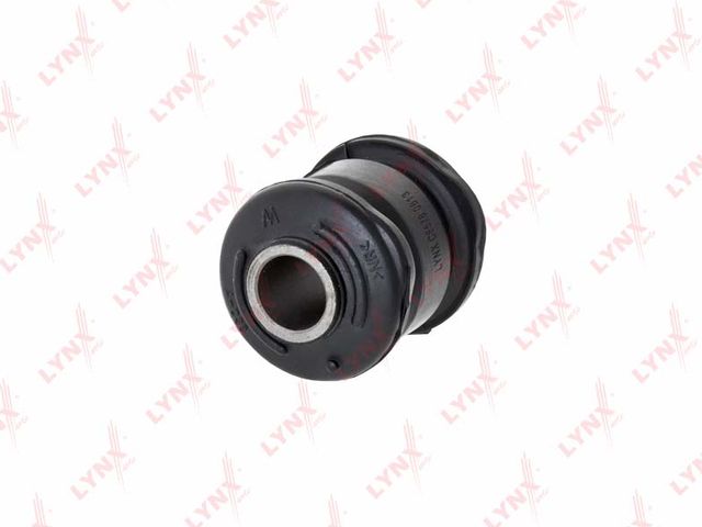 Сайлентблок переднего рычага подвески LYNXauto. Артикул C8578