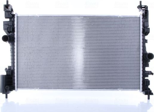 Радиатор охлаждения двигателя Nissens. Артикул 606390