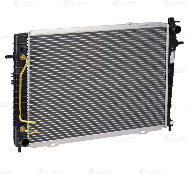 Радиатор охлаждения двигателя Luzar для Kia Sportage II 2004-2010. Артикул LRc KISt04350