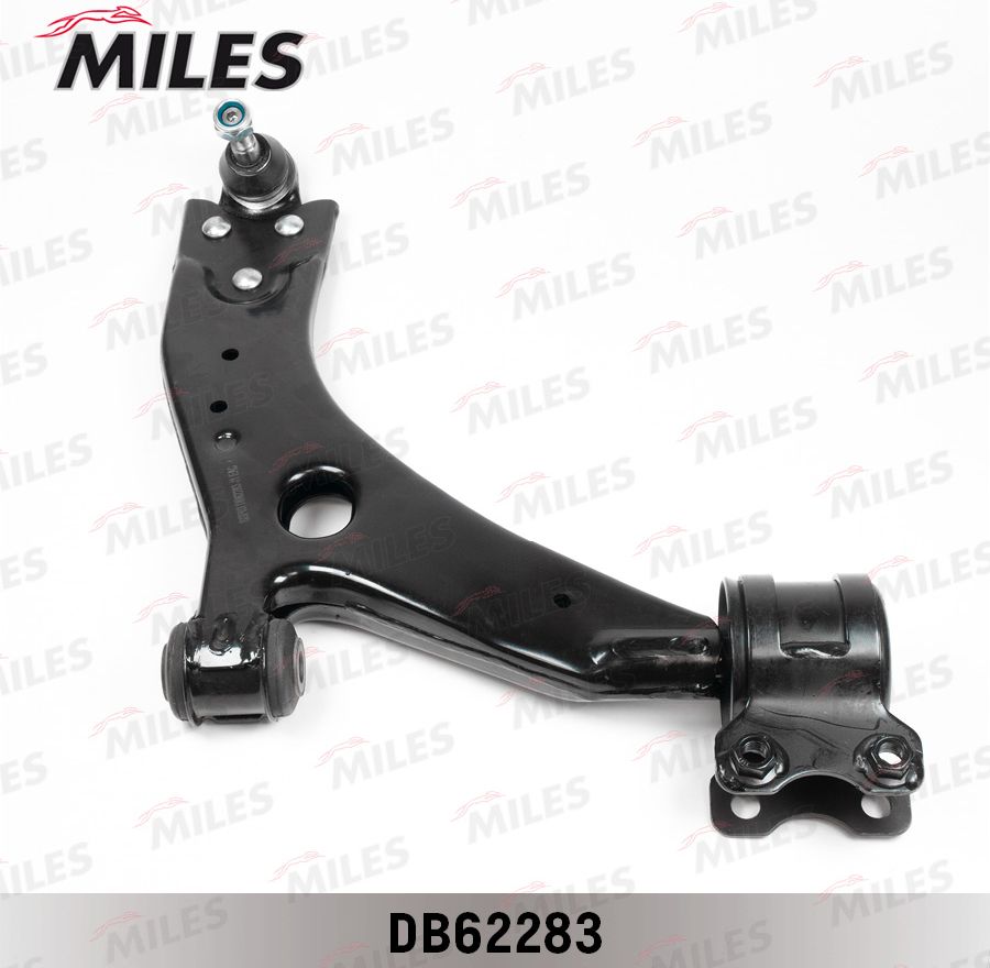 Поперечный рычаг передней подвески Miles правый нижний для Volvo C70 II 2006-2013. Артикул DB62283