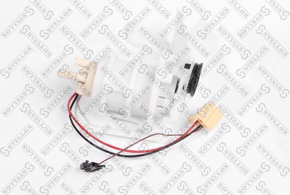 Бензонасос (топливный насос) (в сборе) Stellox. Артикул 10-01698-SX