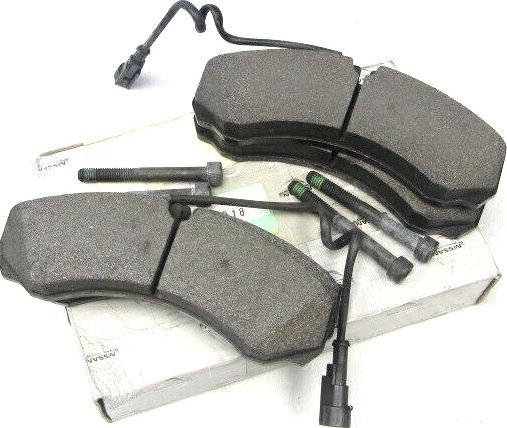 Тормозные колодки Nissan. Артикул D4060MB40A