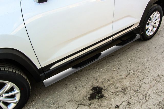 Пороги Slitkoff труба d76 с проступями для Changan CS35 Plus 2019-2026 Серебристые. Артикул CHANCS35P-004S