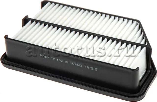 Фильтр воздушный Hyundai ix35, i40, Kia Carens III, Sportage III PARTRA FA7019 Partra. Артикул FA7019