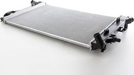 Радиатор охлаждения двигателя BSG. Артикул BSG 40-520-066