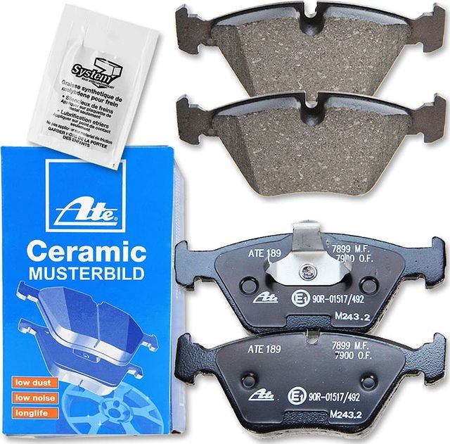 Тормозные колодки ATE Ceramic передние для Chrysler Crossfire 2003-2008. Артикул 13.0470-7087.2