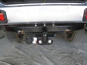 Фаркоп Oris (ранее Bosal) для Mitsubishi Pajero Sport I 1998-2008. Фланцевое крепление. Артикул 4126-F