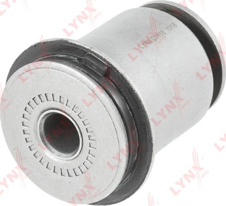 Сайлентблок переднего рычага подвески LYNXauto. Артикул C9118