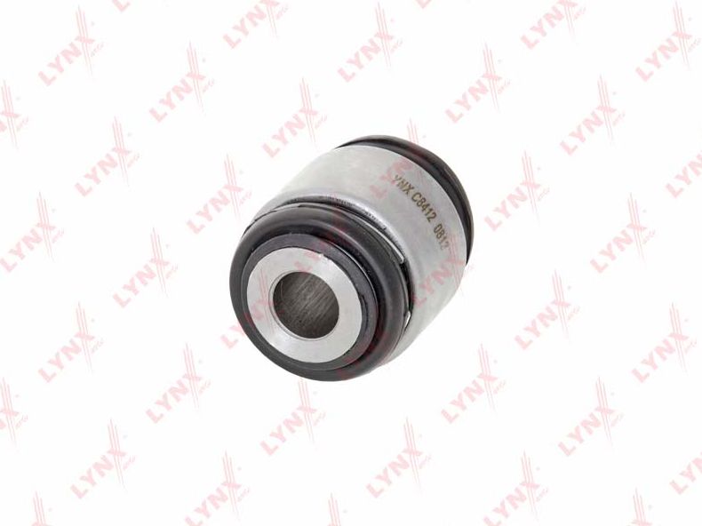 Сайлентблок поворотного кулака LYNXauto. Артикул C8412