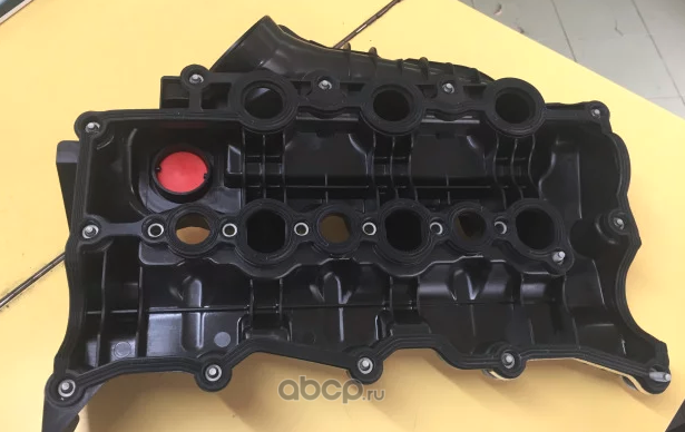 Клапанная крышка Land Rover. Артикул LR116732