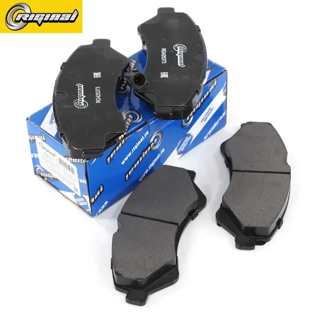 Колодки тормозные передние, комплект (Riginal). Артикул RG425373