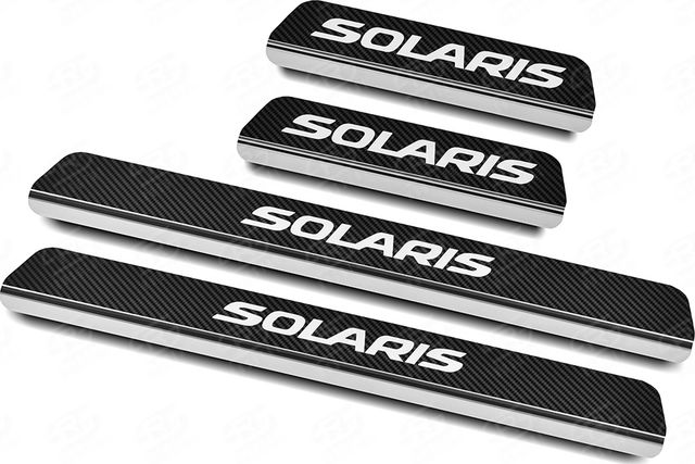 Накладки RusStal на пороги (лист нерж. карбон с надписью) для Hyundai Solaris 2010-2017. Артикул HYSOL10-06